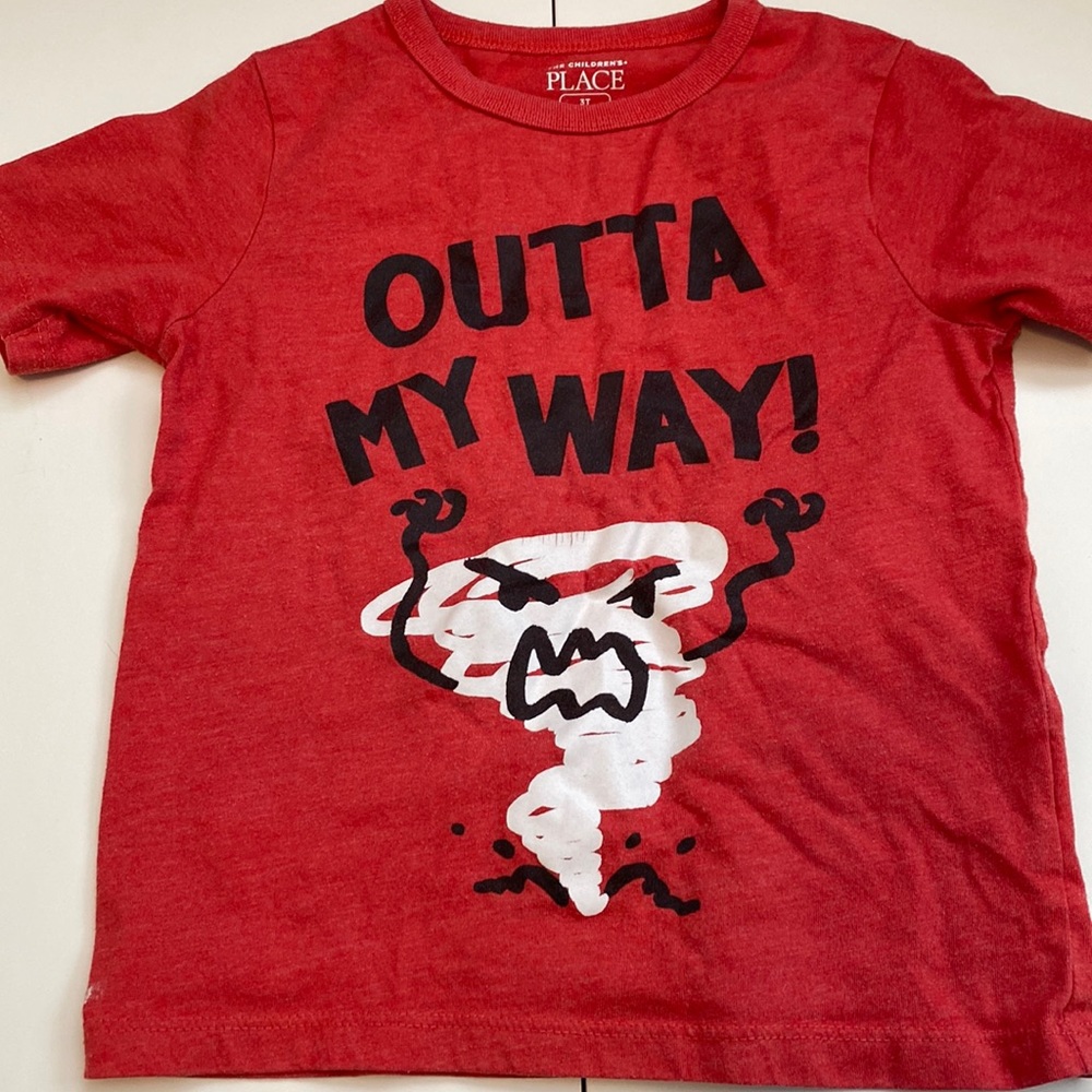 Red t shirt